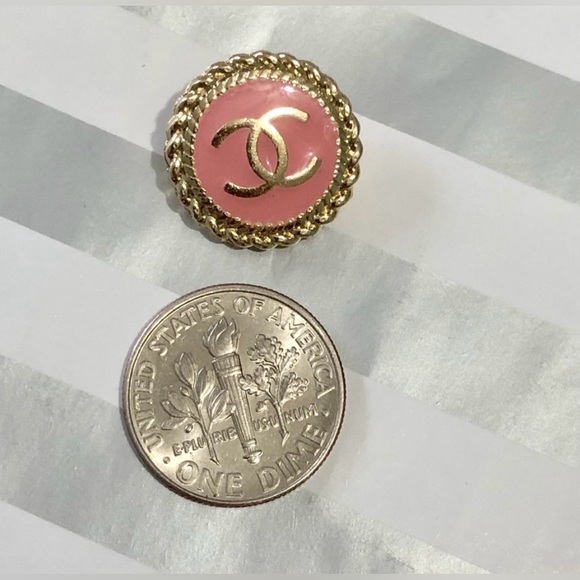 Repurposed Buttons - Picture 3 of 4